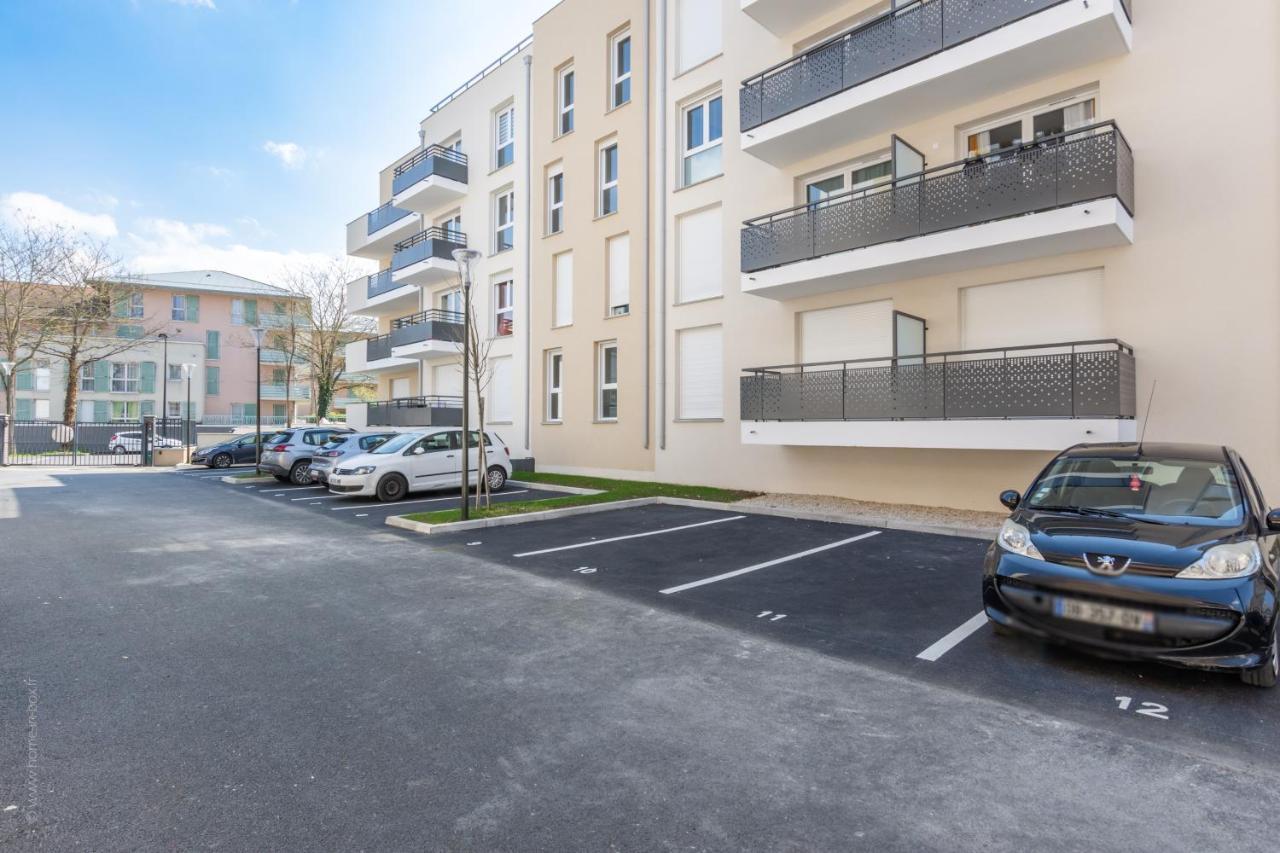 The Sunshine- Appart Cosy Proche Paris-Disney Avec Parking Prive Dans Residence Meaux Exteriör bild